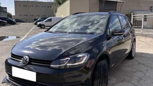 Volkswagen Golf VII Рестайлинг, 2019, пробег 260000 км Volkswagen Golf VII Рестайлинг, 2019, пробег 260000 км