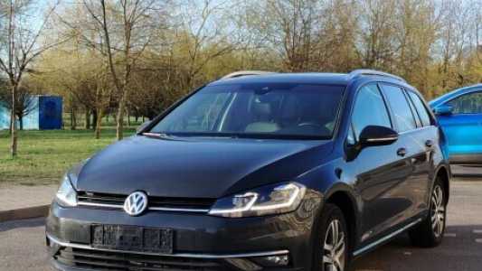 Volkswagen Golf VII Рестайлинг, 2019, пробег 279000 км Volkswagen Golf VII Рестайлинг, 2019, пробег 279000 км