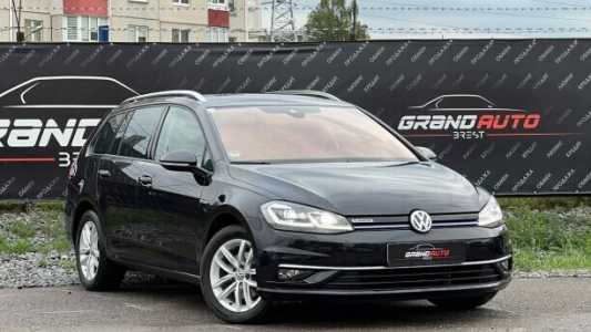 Volkswagen Golf VII Рестайлинг, 2019, пробег 56652 км Volkswagen Golf VII Рестайлинг, 2019, пробег 56652 км
