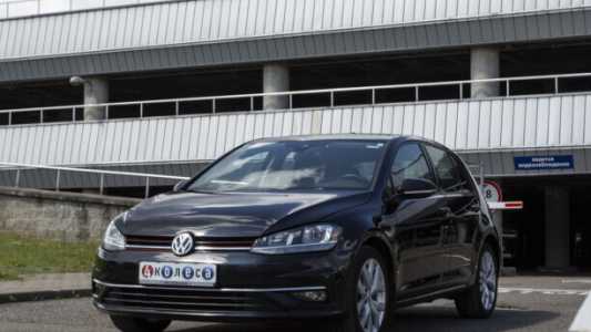 Volkswagen Golf VII Рестайлинг, 2019, пробег 65835 км Volkswagen Golf VII Рестайлинг, 2019, пробег 65835 км