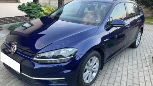 Volkswagen Golf VII Рестайлинг, 2020, пробег 104300 км Volkswagen Golf VII Рестайлинг, 2020, пробег 104300 км
