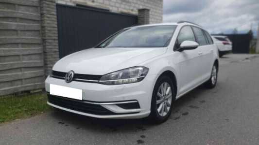 Volkswagen Golf VII Рестайлинг, 2020, пробег 116000 км Volkswagen Golf VII Рестайлинг, 2020, пробег 116000 км