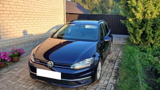 Volkswagen Golf VII Рестайлинг, 2020, пробег 150000 км Volkswagen Golf VII Рестайлинг, 2020, пробег 150000 км