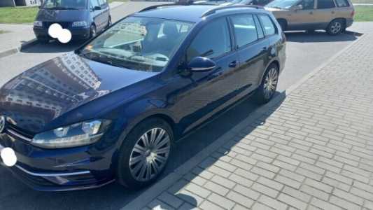 Volkswagen Golf VII Рестайлинг, 2020, пробег 152000 км Volkswagen Golf VII Рестайлинг, 2020, пробег 152000 км