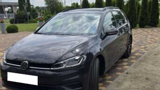 Volkswagen Golf VII Рестайлинг, 2020, пробег 184000 км Volkswagen Golf VII Рестайлинг, 2020, пробег 184000 км