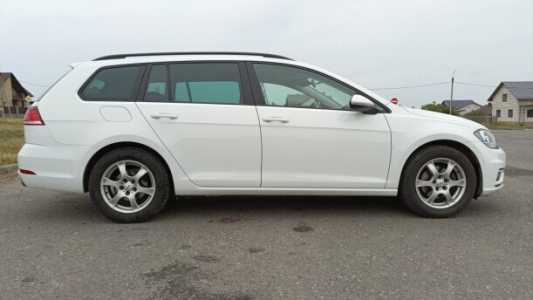 Volkswagen Golf VII Рестайлинг, 2020, пробег 199999 км Volkswagen Golf VII Рестайлинг, 2020, пробег 199999 км