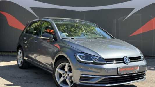 Volkswagen Golf VII Рестайлинг, 2020, пробег 45000 км Volkswagen Golf VII Рестайлинг, 2020, пробег 45000 км