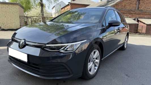 Volkswagen Golf VIII, 2021, пробег 107000 км Volkswagen Golf VIII, 2021, пробег 107000 км