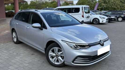 Volkswagen Golf VIII, 2021, пробег 34000 км Volkswagen Golf VIII, 2021, пробег 34000 км