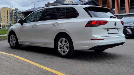 Volkswagen Golf VIII, 2021, пробег 45000 км Volkswagen Golf VIII, 2021, пробег 45000 км