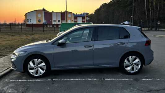 Volkswagen Golf VIII, 2021, пробег 75900 км Volkswagen Golf VIII, 2021, пробег 75900 км