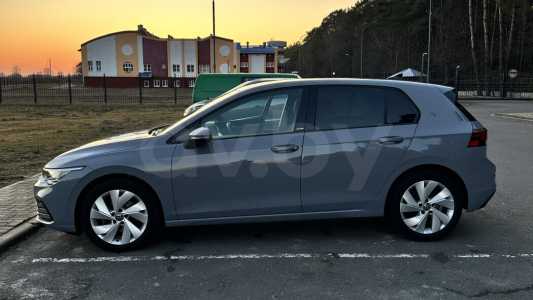 Volkswagen Golf VIII