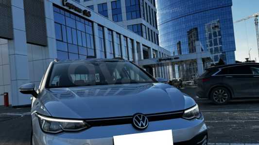 Volkswagen Golf VIII