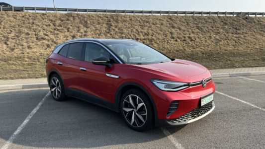 Volkswagen ID.4 , 2021, пробег 30000 км