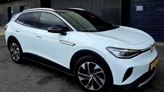 Volkswagen ID.4 , 2023, пробег 20000 км