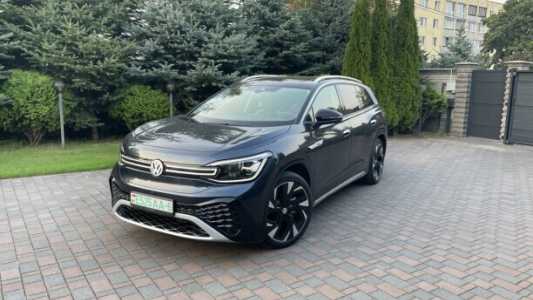 Volkswagen ID.6 , 2023, пробег 20500 км Volkswagen ID.6 , 2023, пробег 20500 км