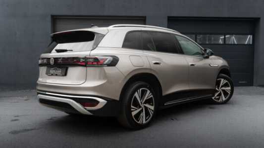 Volkswagen ID.6 , 2024, пробег 55 км