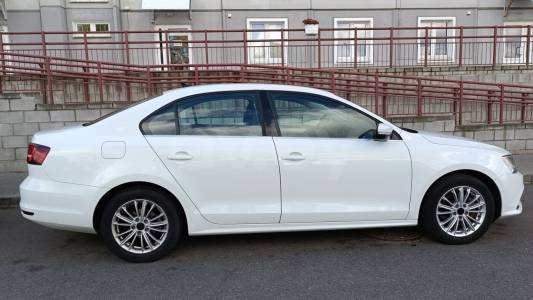 Volkswagen Jetta VI Рестайлинг