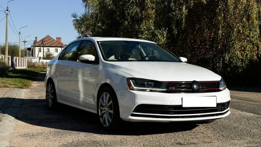 Volkswagen Jetta VI Рестайлинг