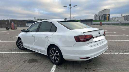 Volkswagen Jetta VI Рестайлинг