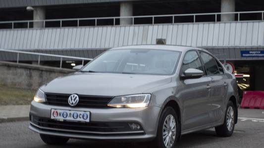 Volkswagen Jetta VI Рестайлинг