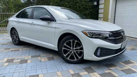 Volkswagen Jetta VII Рестайлинг, 2022, пробег 40234 км Volkswagen Jetta VII Рестайлинг, 2022, пробег 40234 км