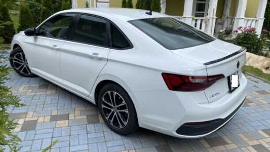 Volkswagen Jetta VII Рестайлинг, 2022, пробег 40234 км Volkswagen Jetta VII Рестайлинг, 2022, пробег 40234 км