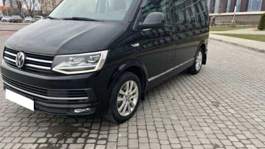 Volkswagen Multivan T6, 2015, пробег 300000 км Volkswagen Multivan T6, 2015, пробег 300000 км
