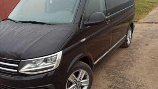 Volkswagen Multivan T6, 2017, пробег 240000 км Volkswagen Multivan T6, 2017, пробег 240000 км