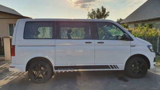 Volkswagen Multivan T6, 2018, пробег 252000 км Volkswagen Multivan T6, 2018, пробег 252000 км