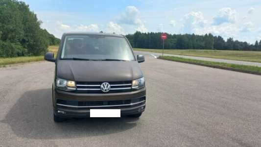 Volkswagen Multivan T6, 2018, пробег 99000 км Volkswagen Multivan T6, 2018, пробег 99000 км