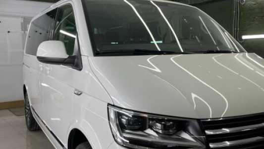 Volkswagen Multivan T6, 2019, пробег 98000 км Volkswagen Multivan T6, 2019, пробег 98000 км