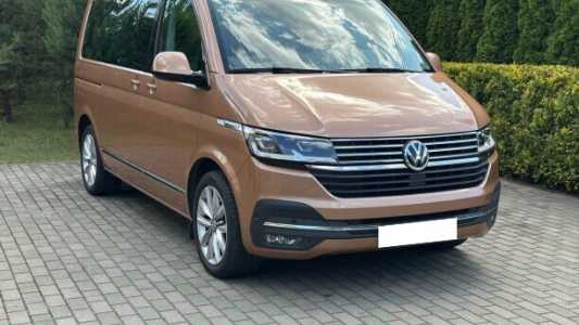 Volkswagen Multivan T6.1, 2019, пробег 49600 км Volkswagen Multivan T6.1, 2019, пробег 49600 км