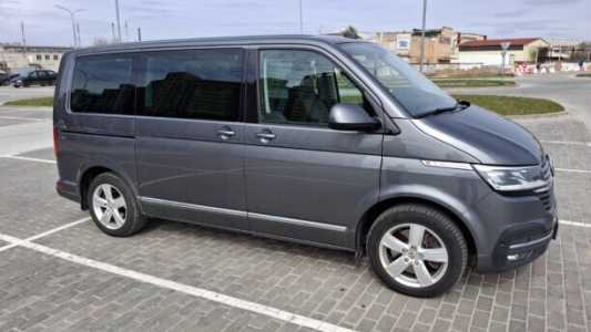 Volkswagen Multivan T6.1, 2020, пробег 205000 км Volkswagen Multivan T6.1, 2020, пробег 205000 км
