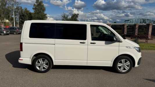 Volkswagen Multivan T6.1, 2020, пробег 230000 км Volkswagen Multivan T6.1, 2020, пробег 230000 км