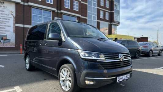 Volkswagen Multivan T6.1, 2022, пробег 190000 км Volkswagen Multivan T6.1, 2022, пробег 190000 км