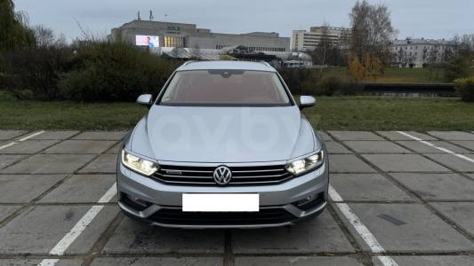 Volkswagen Passat Alltrack B8