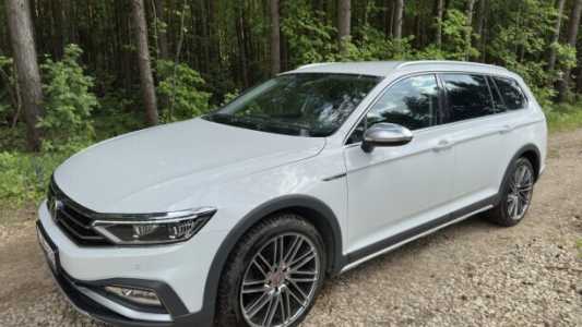 Volkswagen Passat Alltrack B8 Рестайлинг, 2020, пробег 87000 км Volkswagen Passat Alltrack B8 Рестайлинг, 2020, пробег 87000 км