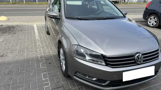 Volkswagen Passat B7