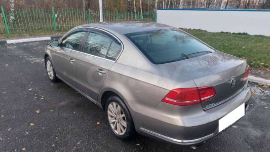 Volkswagen Passat B7