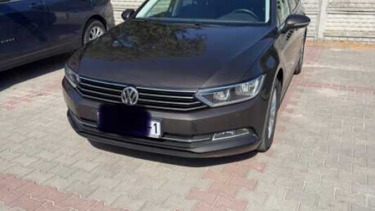 Volkswagen Passat B8, 2015, пробег 181000 км Volkswagen Passat B8, 2015, пробег 181000 км
