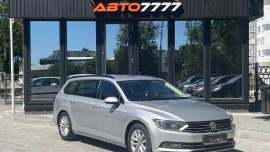Volkswagen Passat B8, 2015, пробег 272539 км Volkswagen Passat B8, 2015, пробег 272539 км