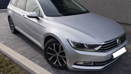 Volkswagen Passat B8, 2016, пробег 189000 км Volkswagen Passat B8, 2016, пробег 189000 км