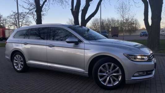 Volkswagen Passat B8, 2018, пробег 222000 км Volkswagen Passat B8, 2018, пробег 222000 км