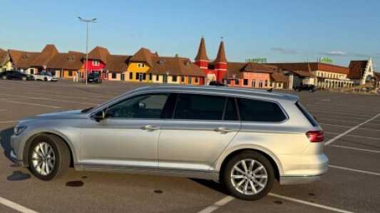 Volkswagen Passat B8, 2018, пробег 243000 км Volkswagen Passat B8, 2018, пробег 243000 км