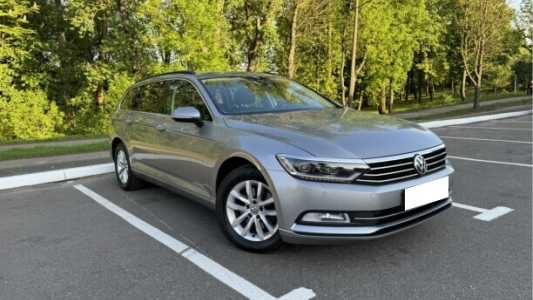 Volkswagen Passat B8, 2019, пробег 243500 км Volkswagen Passat B8, 2019, пробег 243500 км