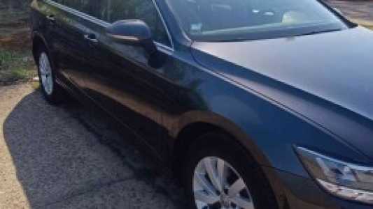 Volkswagen Passat B8 Рестайлинг, 2019, пробег 130000 км Volkswagen Passat B8 Рестайлинг, 2019, пробег 130000 км