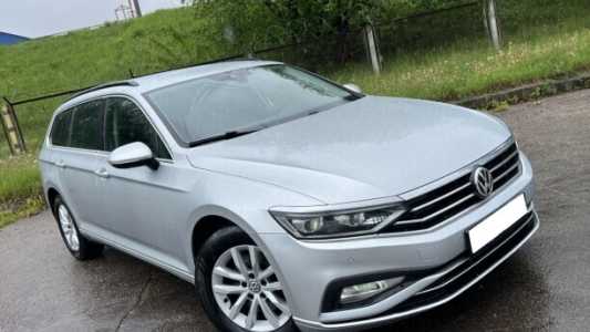 Volkswagen Passat B8 Рестайлинг, 2019, пробег 177000 км Volkswagen Passat B8 Рестайлинг, 2019, пробег 177000 км
