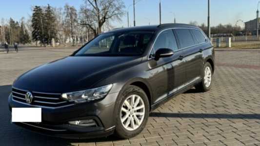 Volkswagen Passat B8 Рестайлинг, 2019, пробег 189350 км Volkswagen Passat B8 Рестайлинг, 2019, пробег 189350 км