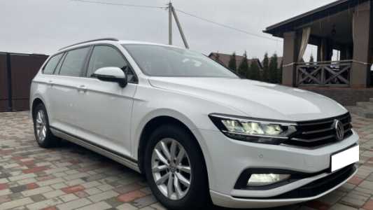 Volkswagen Passat B8 Рестайлинг, 2019, пробег 190000 км Volkswagen Passat B8 Рестайлинг, 2019, пробег 190000 км
